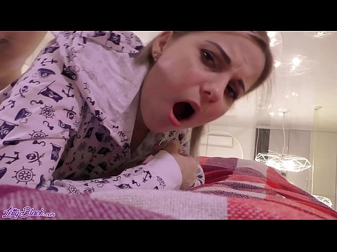 ❤️ Сексуалдуу апа карлыгач жана прегистайл секс - кончуг жакын Порно боюнча бизде